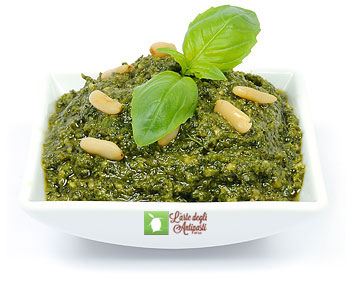 Pesto alla Genovese Pesto alla Genovese